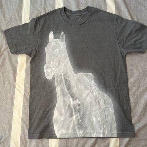 Beyoncé Renaissance tour Merch Tee.
Bee apart of the Beehive and Cop!